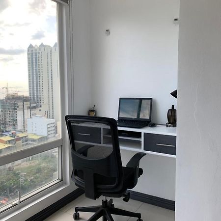 1 Bedroom With Balcony, Fully Furnished Overlooking Manila Bay At Birch Tower, Malate, Маніла Екстер'єр фото