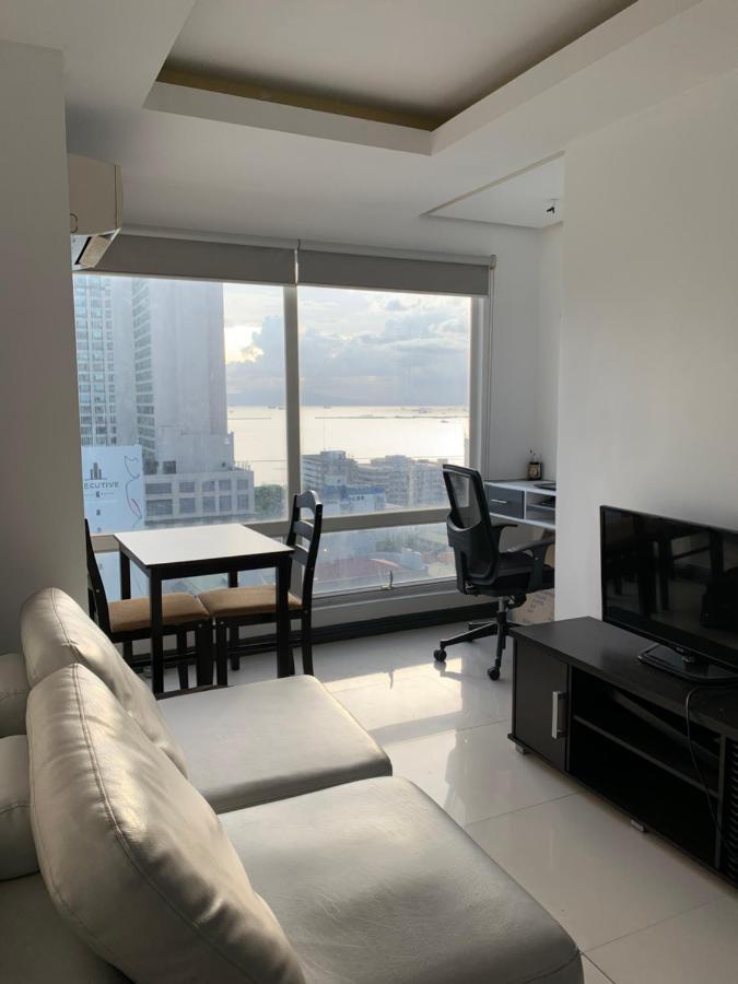 1 Bedroom With Balcony, Fully Furnished Overlooking Manila Bay At Birch Tower, Malate, Маніла Екстер'єр фото
